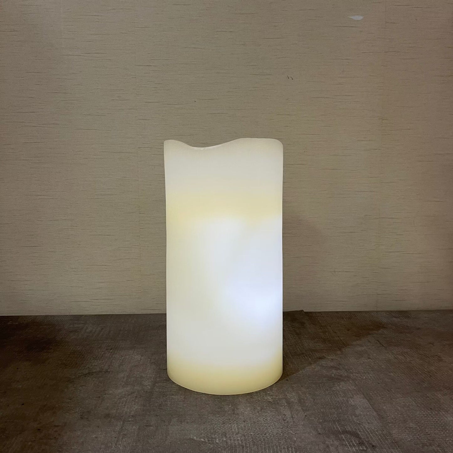 Edeng  LED candle,the size is D15*30cm