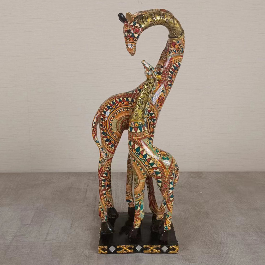 Edeng giraffe scalpute,resin decoration