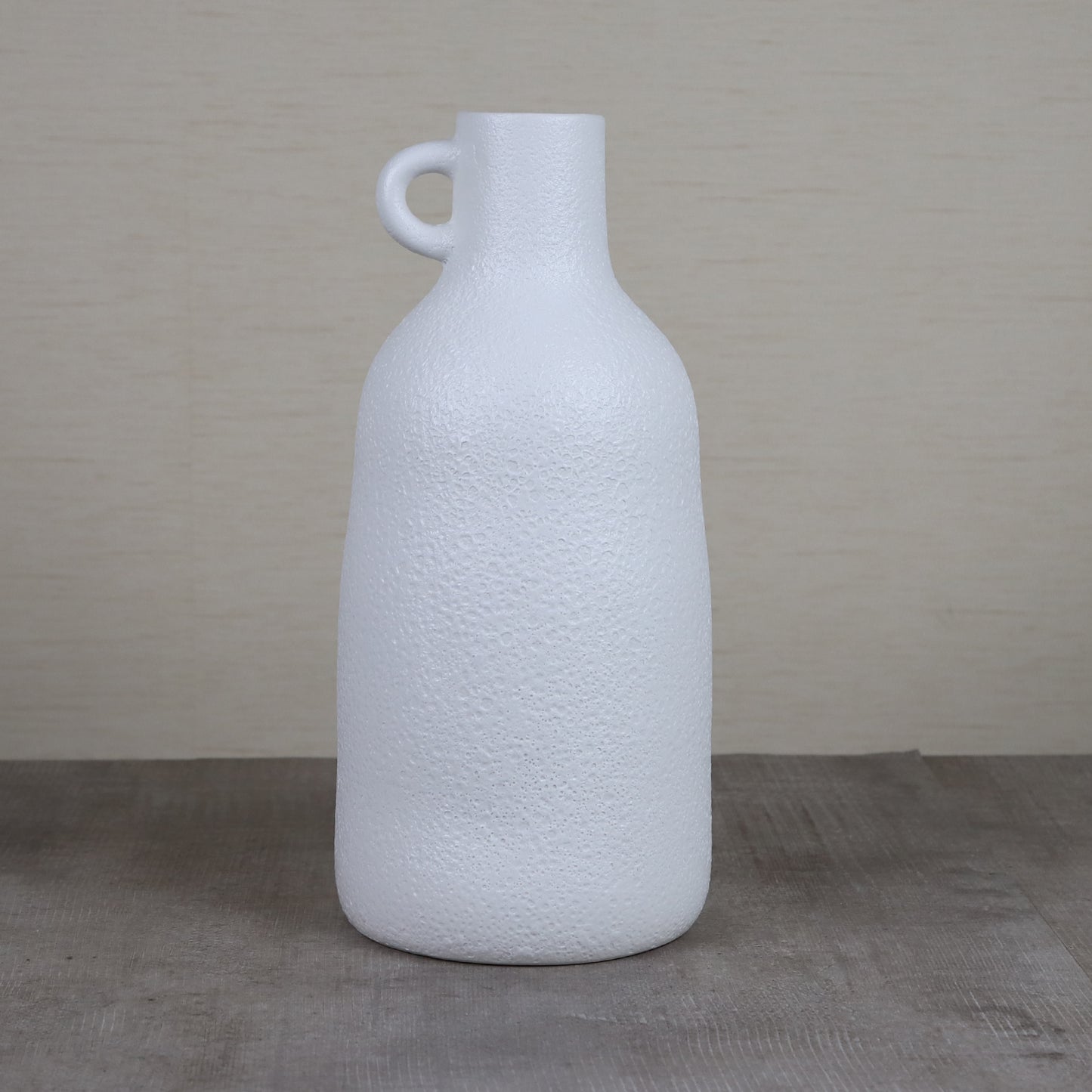 Edeng White Ceramic Vase  Decorative Minimalism Modern Home Decor Aesthetic for Wedding Dinner Table Party Living Room Bedroom