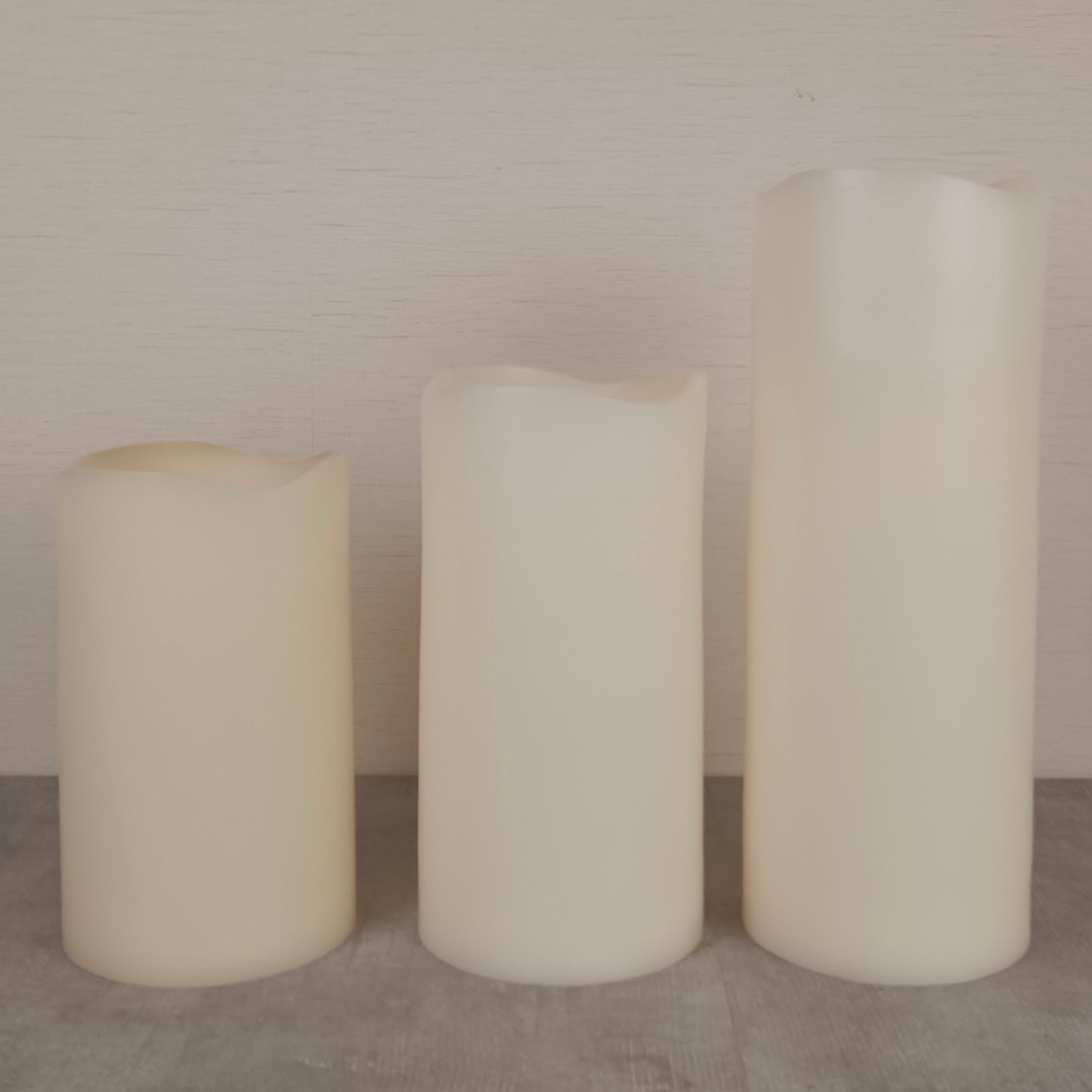 Edeng  LED candle,the size is D15*30cm